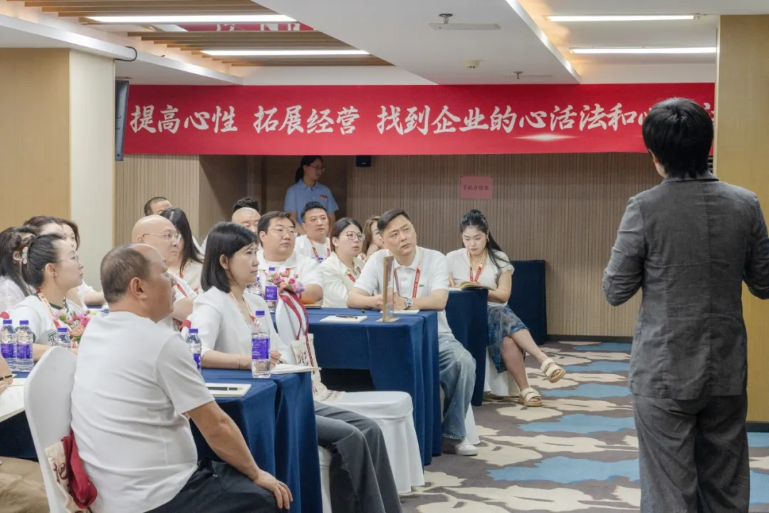 武漢裝修,武漢室內(nèi)設(shè)計(jì) 武漢裝修,武漢室內(nèi)設(shè)計(jì)